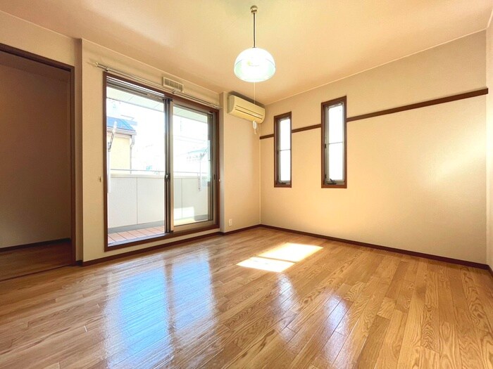 物件内観写真7　(居室)