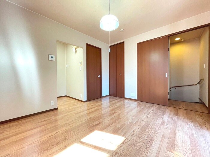 物件内観写真9　(居室)