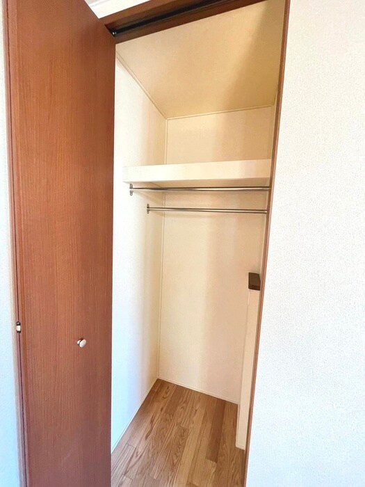物件内観写真16　(収納)