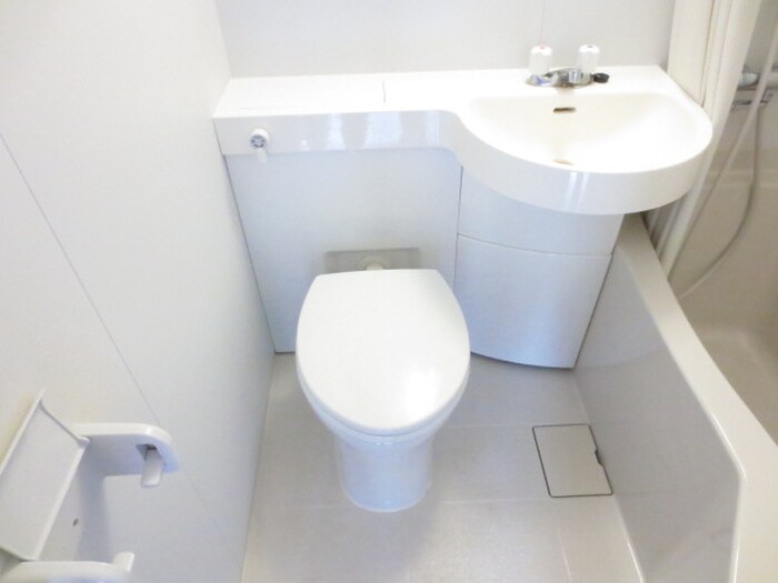 物件内観写真9　(トイレ)