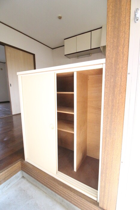 物件内観写真16　(靴箱)