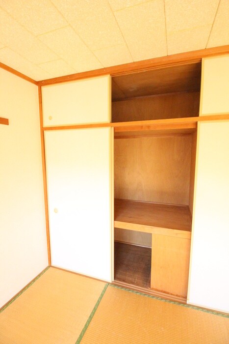 物件内観写真16　(収納)