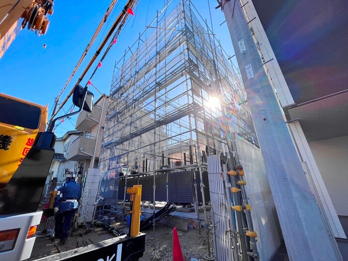 物件外観写真1　(建築中)