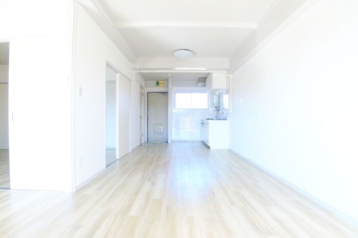 物件内観写真7　(居室)