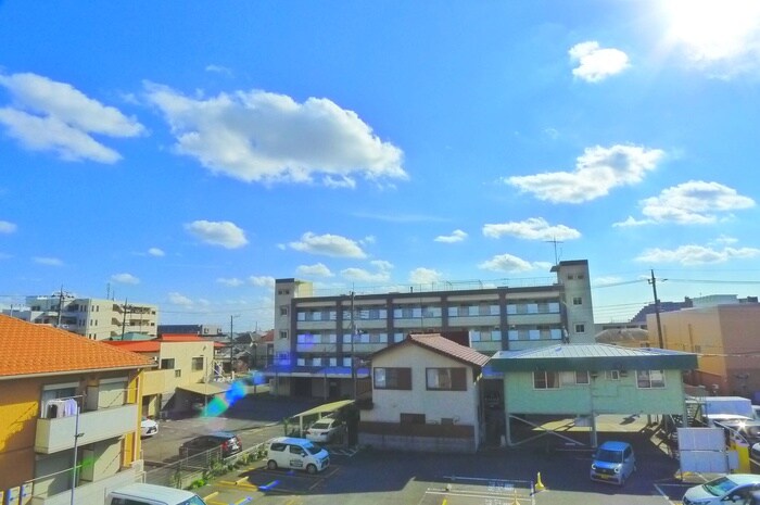 物件内観写真22　(室内からの展望)