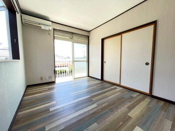 物件内観写真13　(居室)