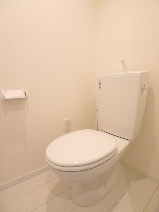 物件内観写真15　(トイレ)