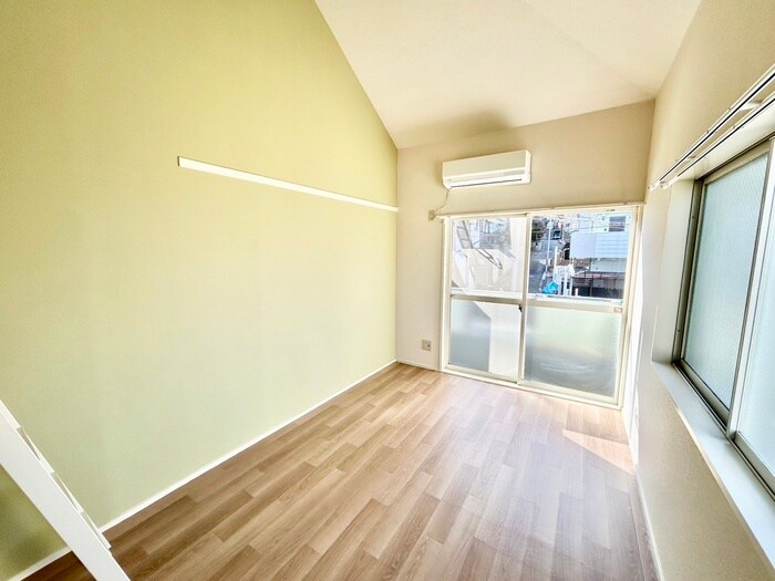 物件内観写真19　(居室)