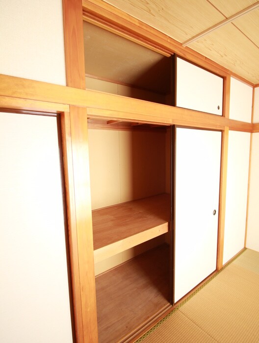 物件内観写真13　(収納)