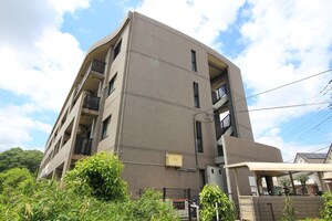 サンセール横山台外観写真