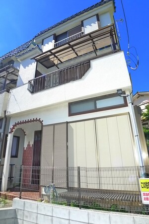 田中曽谷戸建A棟外観写真