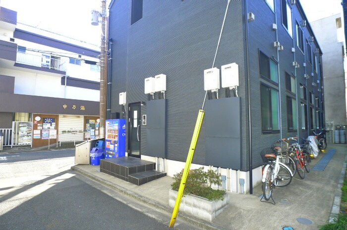 物件外観写真6　(駐輪場)