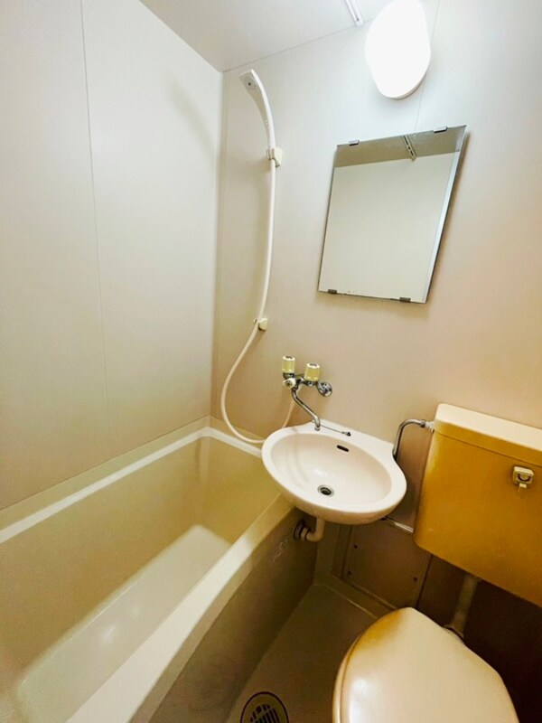 バス／シャワールーム等