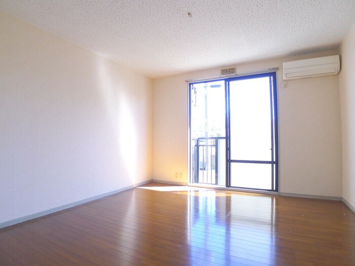 物件内観写真10　(居室)