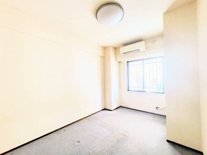 物件内観写真10　(居室)