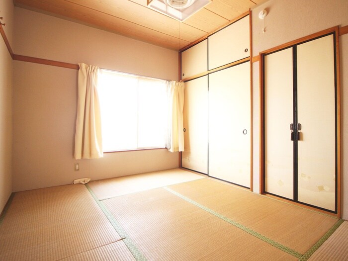 物件内観写真8　(居室)