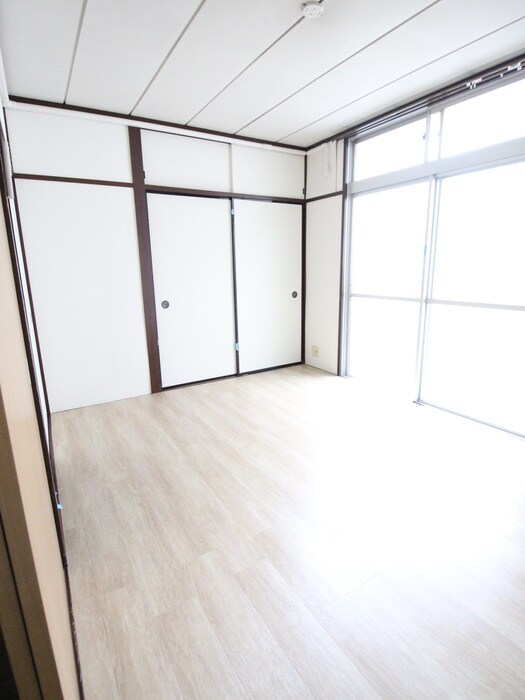 物件内観写真6　(居室)