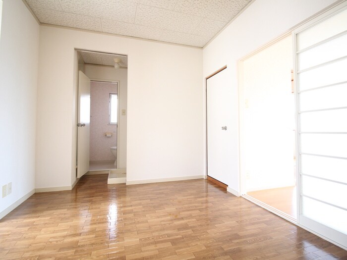 物件内観写真14　(居室)