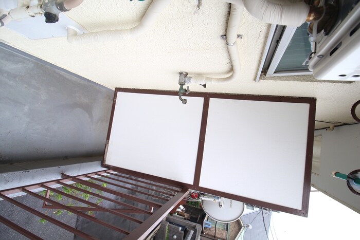 物件内観写真13　(洗濯機置場)