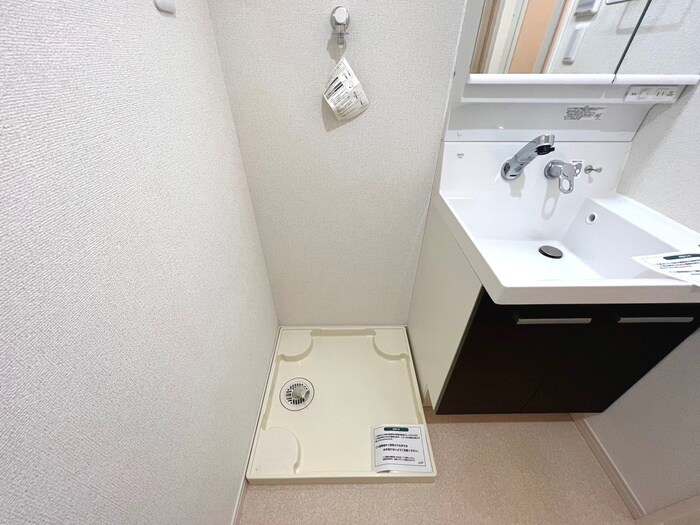 物件内観写真17　(洗濯機置場)