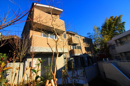 アヴェニール玉川学園外観写真