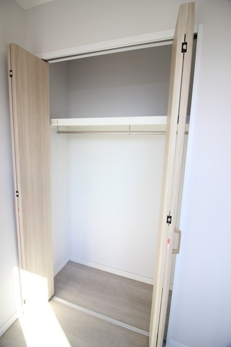 物件内観写真10　(収納)