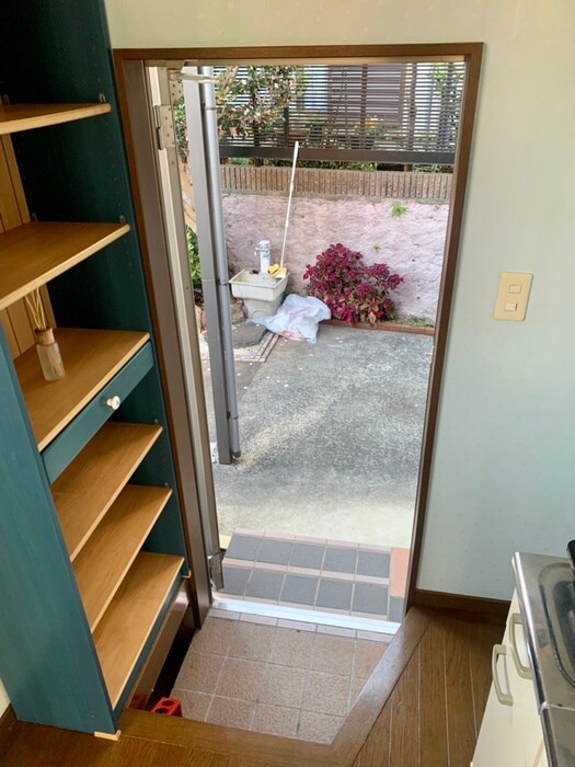 物件内観写真17　(玄関)