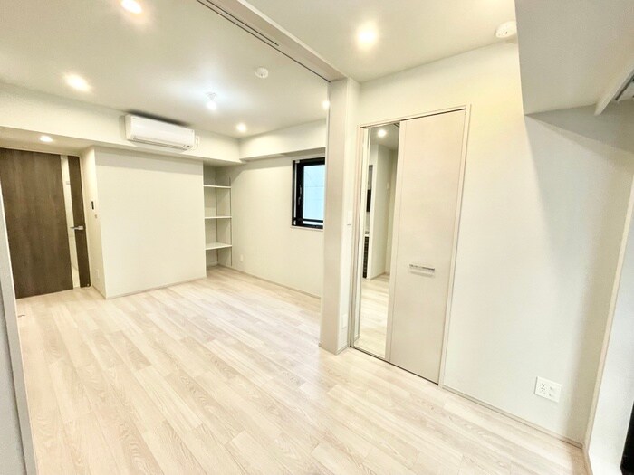 物件内観写真9　(居室)