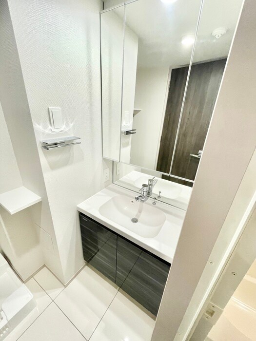 物件内観写真13　(洗面)