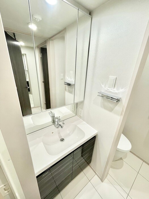 物件内観写真13　(洗面)