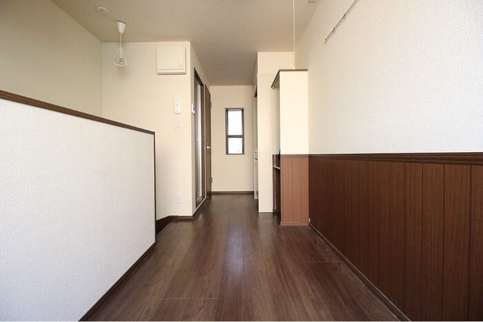 物件内観写真8　(廊下)