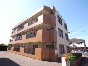 ロイヤルハイツ金子Ⅰ号棟外観写真