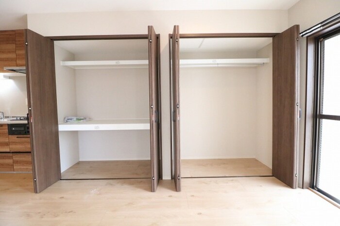 物件内観写真6　(収納)