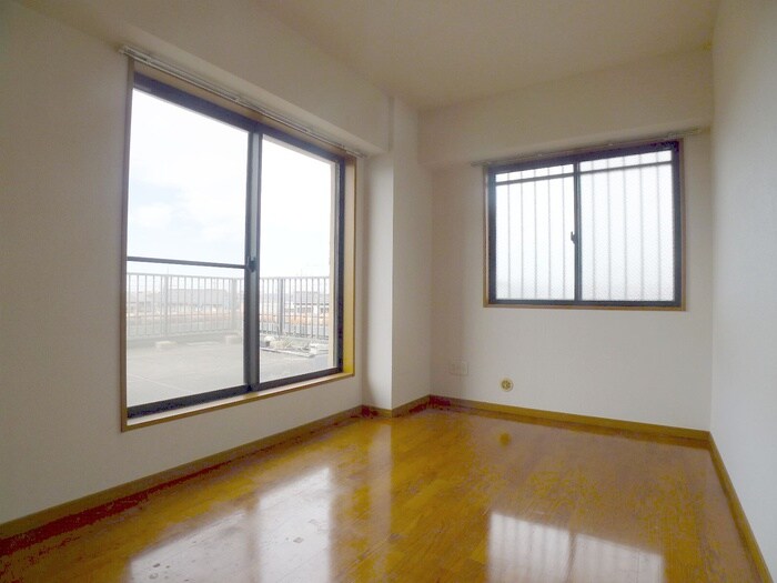 物件内観写真11　(居室)