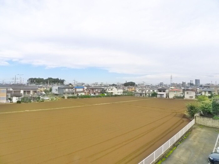 物件内観写真22　(室内からの展望)