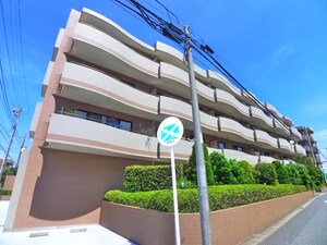 クイーンズパレス外観写真