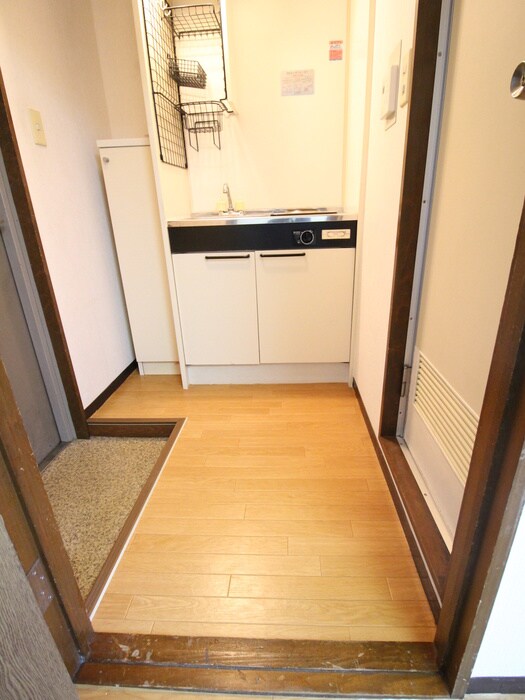 物件内観写真12　(廊下)