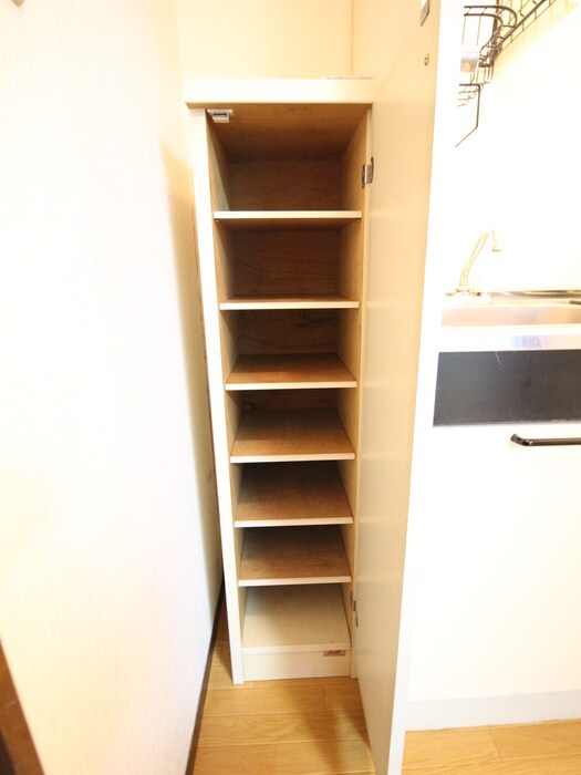 物件内観写真13　(靴箱)