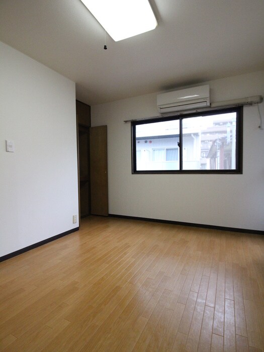 物件内観写真22　(居室)