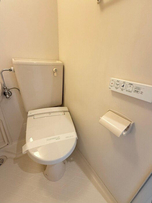 物件内観写真12　(トイレ)