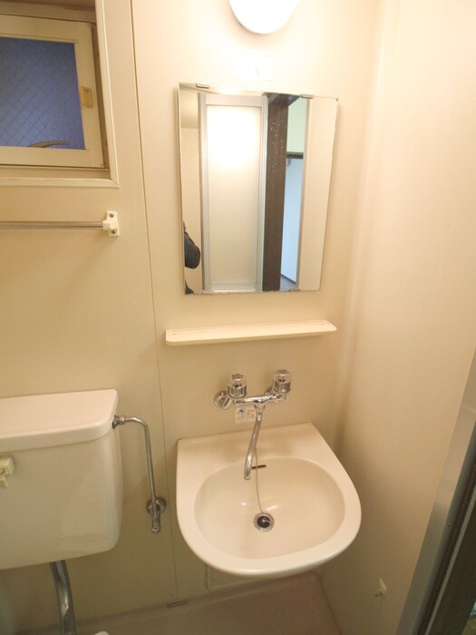 物件内観写真12　(洗面)