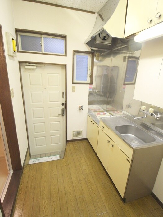 物件内観写真15　(玄関)