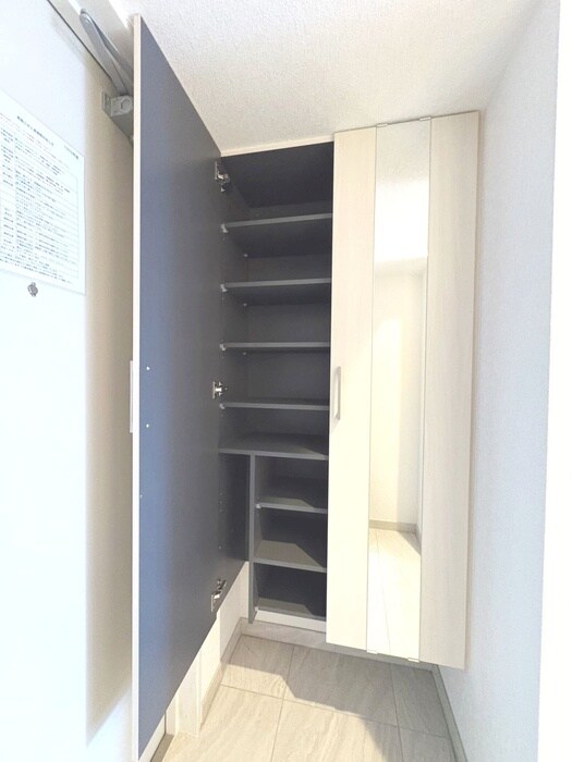 物件内観写真20　(靴箱)