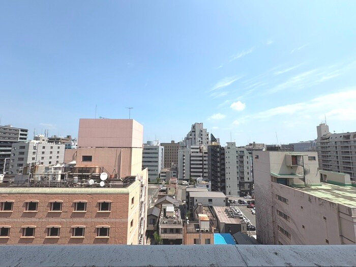 物件内観写真22　(室内からの展望)