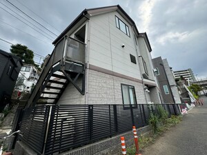 セカンドパレス外観写真