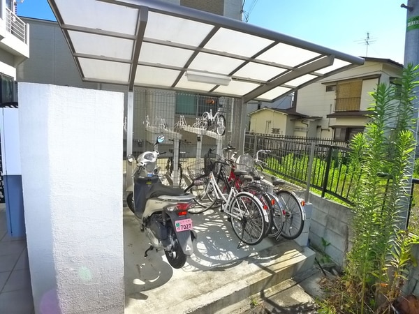 駐輪場