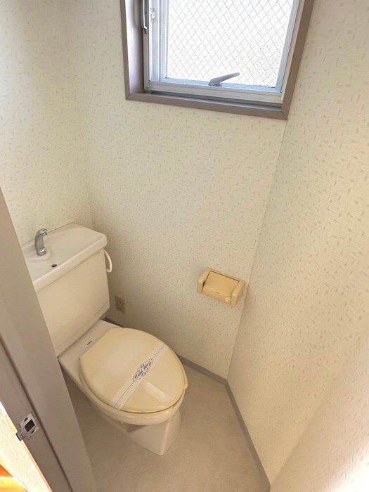 物件内観写真10　(トイレ)