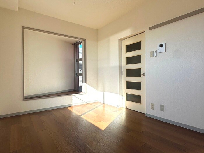 物件内観写真14　(居室)