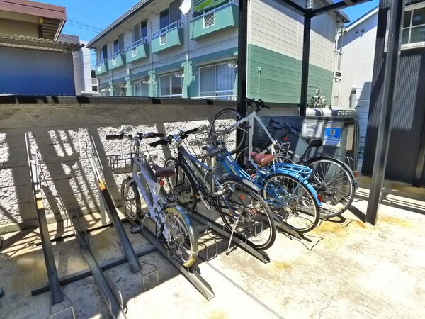 駐輪場