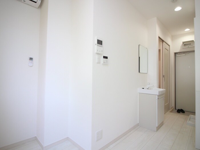 物件内観写真21　(廊下)